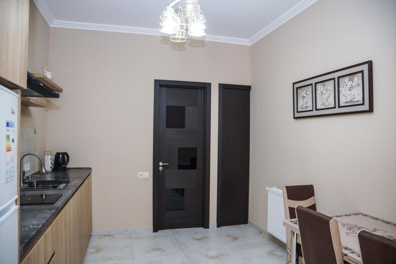 Nice Apartments Tbilisi ภายนอก รูปภาพ