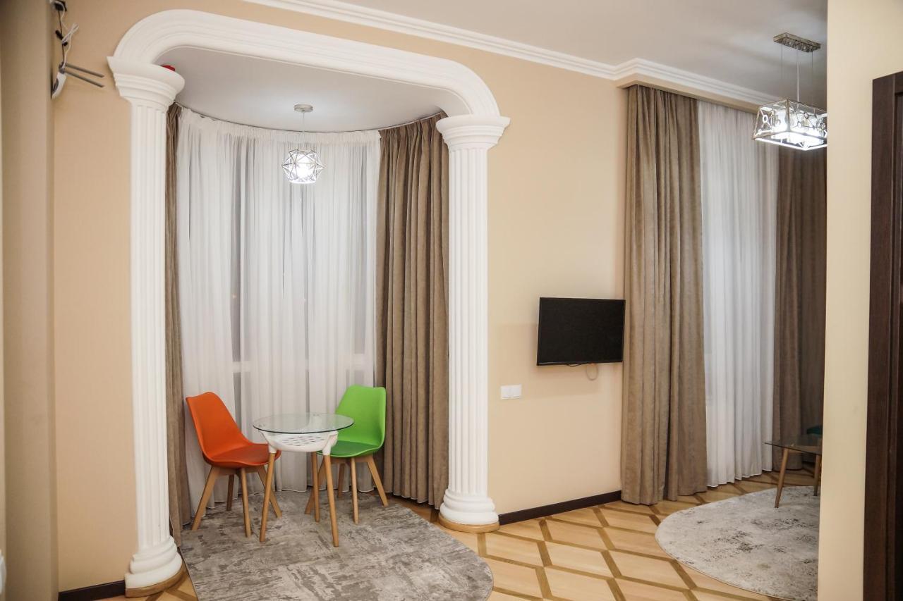 Nice Apartments Tbilisi ภายนอก รูปภาพ