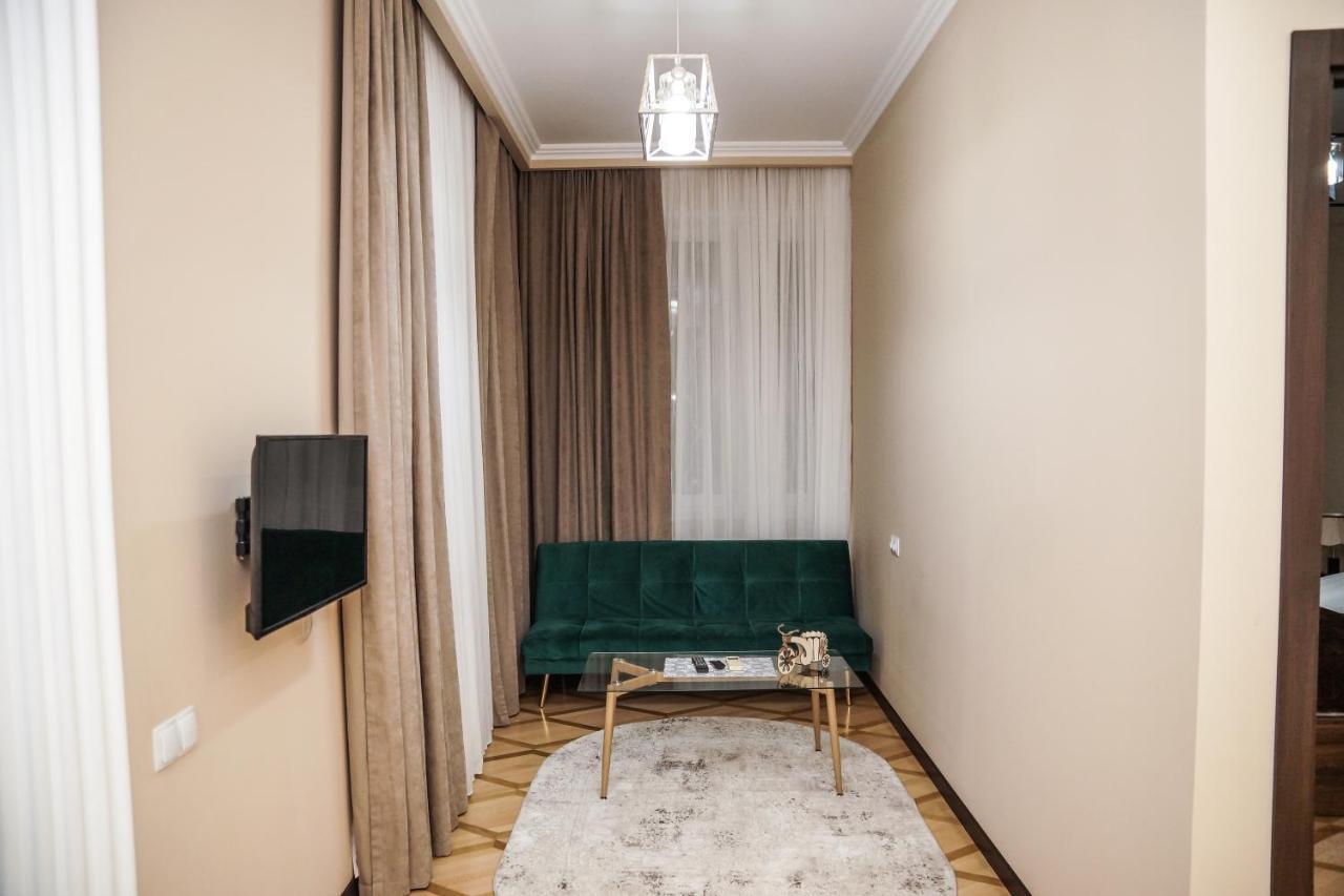 Nice Apartments Tbilisi ภายนอก รูปภาพ