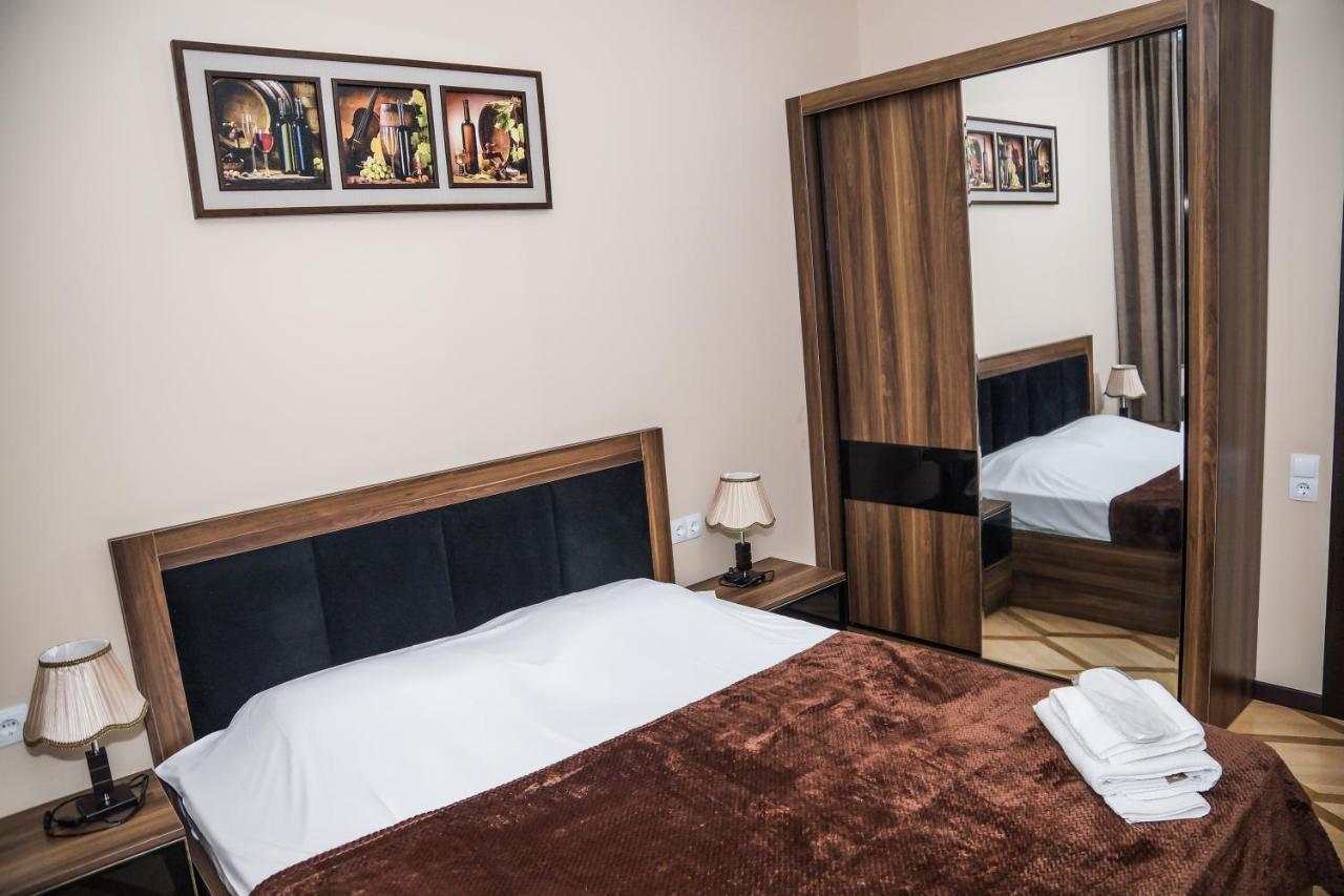 Nice Apartments Tbilisi ภายนอก รูปภาพ